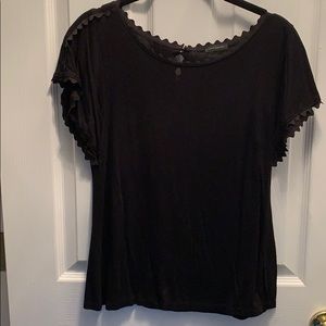 EUC Ann Taylor black ruffle edge top m, sz S